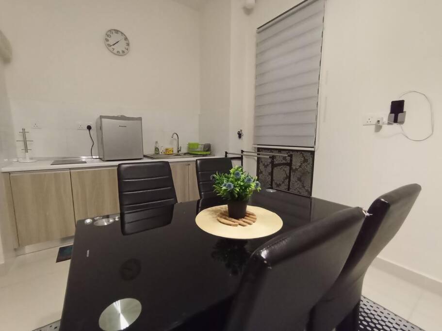 Klia By Impian Suitehomestay Pangsapuri Sepang